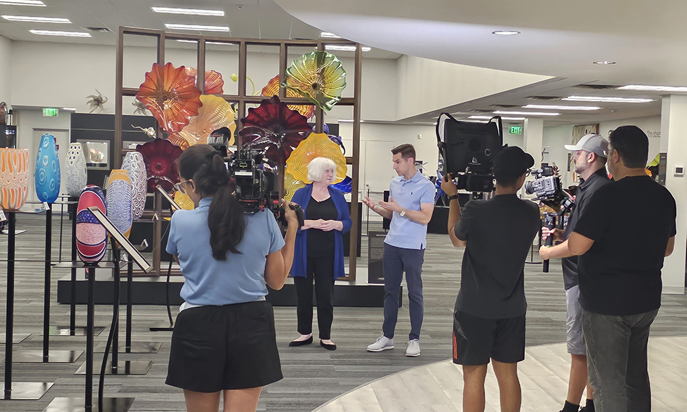 Filming Chihuly and the Carved in Glass Exhibition