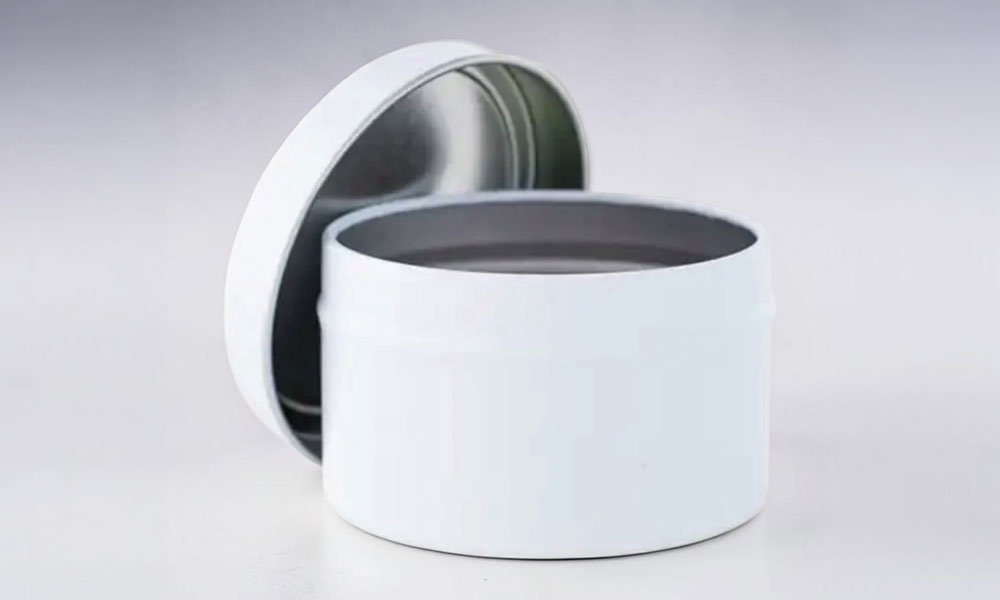 Candle Nerds white lidded tin that will be used in the candle making class